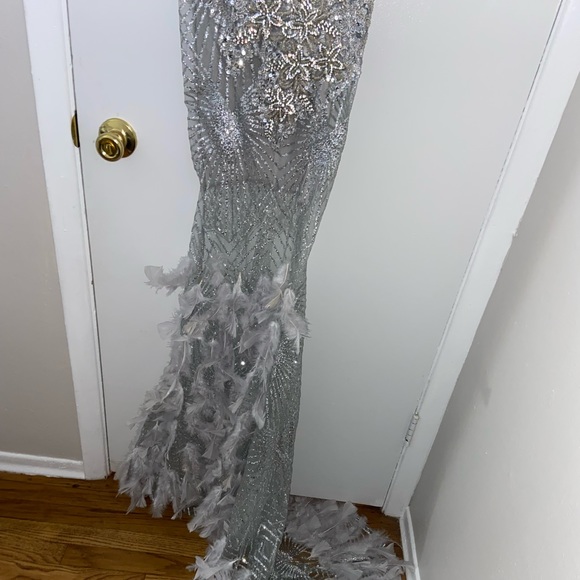 Prom Dress - Picture 2 of 5